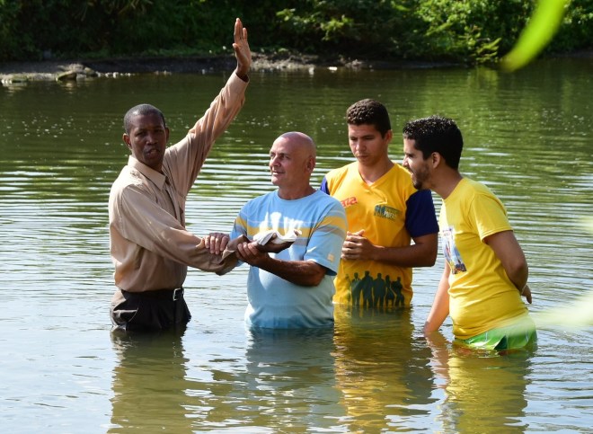 pastor and 3 men to be baptized